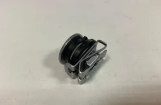 AUDI A4 B9/8W (2015-2024) Держатель фонаря передний правый 8P7806305 33908308