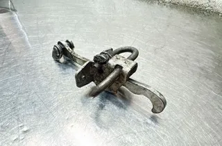 OPEL Corsa C (2000-2006) Ограничитель передней левой двери 24413388 34473450