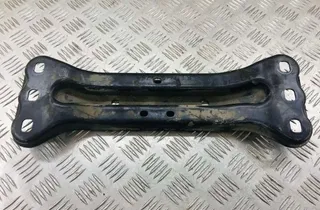 MERCEDES-BENZ C-Class W204/S204/C204 (2004-2015) Sebességváltó konzol A2042420501 31816353