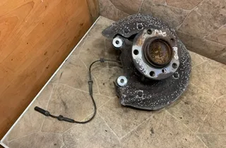 BMW 3 Series F30/F31 (2011-2020) Jobb első kerékagy orsója 198788 34354419