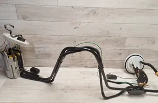 BMW 5 Series E60/E61 (2003-2010) Tartályon belüli üzemanyag-szivattyú 0580303043,6765848,591093 34827450