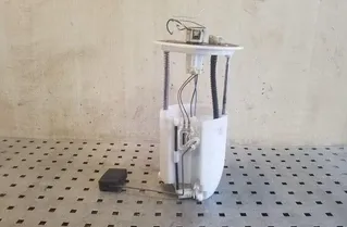 LEXUS RX 2 generation (2003-2009) Tartályon belüli üzemanyag-szivattyú 7702048090 26196352