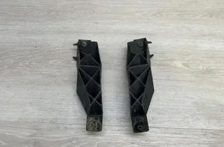 VOLKSWAGEN Touareg 2 generation (2010-2018) Держатель заднего бампера правый 7P6807045 31415742