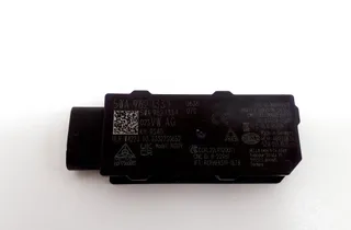 SKODA Octavia COMBI (2019-2024) Csomagtérfedél-antenna erősítője 5WA962133F 26389450