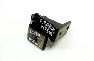 SKODA Scala 1 generation (2019-2023) Jobb hátsó ajtó zsanérja 8X0831404E 33085525