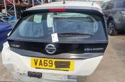 NISSAN Leaf 2 generation (2017-2023) Csomagtérfedél 34787698