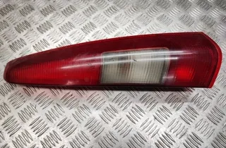 VOLVO V70 2 generation (2000-2008) Csomagtérajtó jobb oldali hátsó lámpája 9169473 25608435