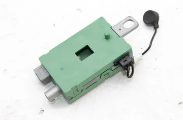 FORD Galaxy 3 generation (2015-2024) Csomagtérfedél-antenna erősítője EM2T-18C847-AC 31717675