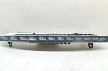 AUDI Q7 4L (2005-2015) Дополнительный фонарь передний правый 4L0953042D 33678607