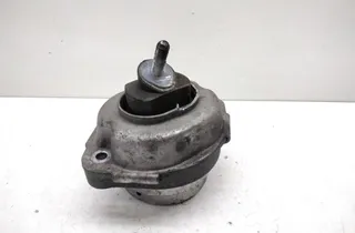 BMW X5 E53 (1999-2006) Front engine mount 6758444 33701525