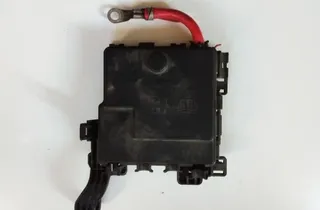 VOLVO V50 1 generation (2003-2012) Biztosítószekrény 31300557,218994005 34829750