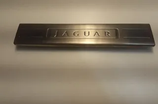 JAGUAR XJ 4 generation (X351) (2015-2020) Jobb első küszöb-díszítőcsík AW9313201 34827808