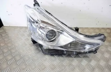 TOYOTA Prius Plus 1 generation (2012-2020) Jobb első fényszóró 81140-47680 34291088