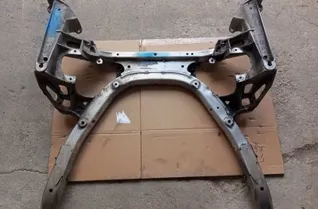 BMW M6 E63/E64 (2004-2010) Első felfüggesztés alváz 2283740,31112283913,2283913 25217128