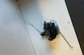 AUDI A4 B6/8E (2000-2005) Jobb első ajtó zárja 4B1837015G 34766567