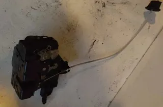 AUDI A4 B6/8E (2000-2005) Jobb első ajtó zárja 34767139