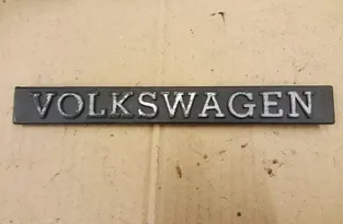 VOLKSWAGEN Golf 1 generation (1974-1993) Az autógyártó jelvénye 171853685A 34333166