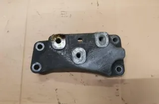 AUDI A3 8P (2003-2013) Sebességváltó-szerelőkonzol 1K0199117CF,1K0199117AB,1K0199117,1K0199117AR,1K0199117CK,1K0199117BB,1K0199117CD,1K0199117AN,1K0199117P,1K0199117CE,1K0199117AD,1K0199117AQ 34332202