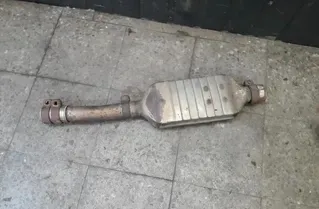 PEUGEOT 406 1 generation (1995-2004) Katalizátor 27203017