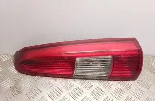 VOLVO V70 2 generation (2000-2008) Jobb hátsó lámpa 9154494 34604086