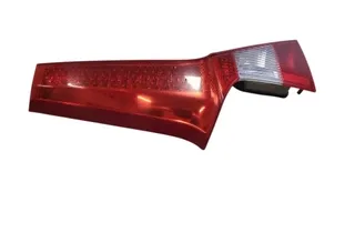 VOLVO V70 2 generation (2000-2008) Csomagtérajtó bal oldali hátsó lámpája 31265455 33023975