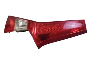 VOLVO V70 2 generation (2000-2008) Csomagtérajtó jobb oldali hátsó lámpája 30678546 33024498