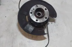 BMW 3 Series E90/E91/E92/E93 (2004-2013) Bal hátsó kerékagy orsója 34311272