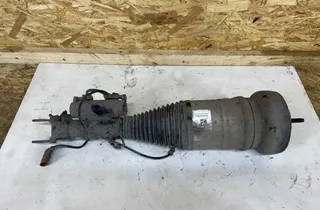 MERCEDES-BENZ C-Class W205/S205/C205 (2014-2023) Jobb első pneumatikus lengéscsillapító A2053200525 34321368