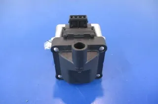 VOLKSWAGEN Polo 3 generation (1994-2002) Nagy feszültségű gyújtótekercs 21390113