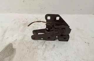 AUDI A6 C5/4B (1997-2004) Motorháztető zárja 31045265