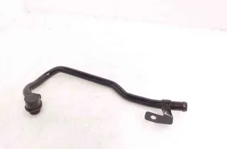 VOLKSWAGEN Passat B8 (2014-2023) Hűtőtömlők 04L121065AJ 32429394