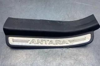 OPEL Antara 1 generation (2006-2015) Jobb hátsó ajtó öntvénye 96630473 34353482