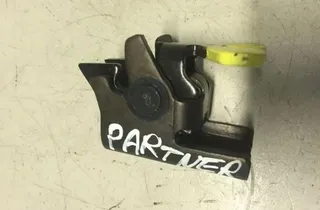 PEUGEOT Partner 2 generation (2008-2023) Csomagtérajtó zárja 34335889