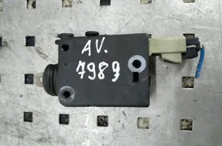 TOYOTA Avensis 1 generation (1997-2003) Központi reteszelő motor 6915005010 34349720
