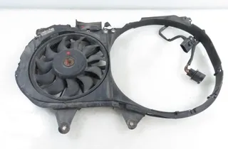AUDI A4 B6/8E (2000-2005) Motorvezérlő egység ventilátora 8E0121205T 33617542