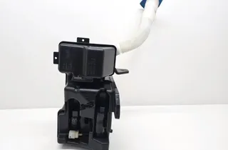 VOLKSWAGEN Tiguan 1 generation (2007-2017) Ablakmosó tartálya 5N0955453A,5N0955453B,1K6955651,3B7955681,5N0955453 31548649