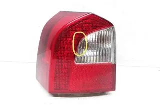 VOLVO V70 2 generation (2000-2008) Bal hátsó lámpa 30698983 32669654