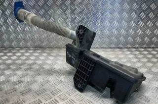 VOLKSWAGEN Tiguan 1 generation (2007-2017) Ablakmosó tartálya 5N0955453B,5N0955453A,5N0955453 32446988