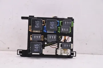 AUDI Q3 8U (2011-2020) Biztosítószekrény 7N0937503 34830739