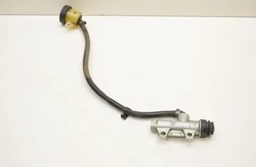 BMW F Hátsó főfék hengerszivattyúja 33043245