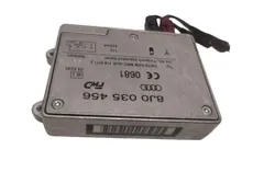 AUDI A4 B8/8K (2011-2016) Csomagtérfedél-antenna erősítője 8J0035456 30145904