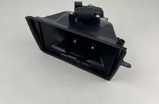 BMW S (2014-2019) Középső légbeszívó vezeték 13718567803 24345825