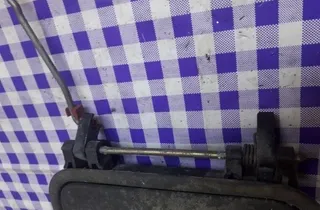 OPEL Corsa B (1993-2000) Bal oldali tolóajtó külső fogantyúja 32113696