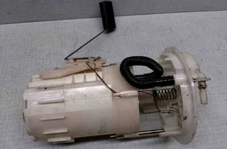 RENAULT Scenic 2 generation (2003-2010) Üzemanyag-szivattyú 32504484