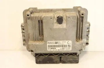 FORD Focus 3 generation (2011-2020) Блок управления двигателем 0261S08007 32902553