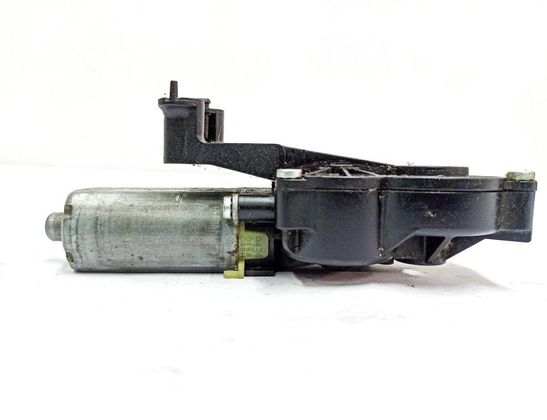 MERCEDES-BENZ R-Class W251 (2005-2017) Bal első ülés vezérlőmotorja 0390203211,94340168046H,82059113 32875270