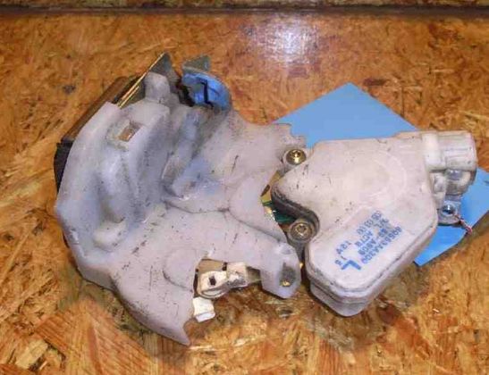 NISSAN X-Trail T30 (2001-2007) Rear Left Door Lock 80553AA300,89-A909,89A909 24842669