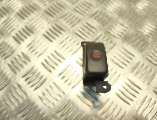 SUBARU Legacy 3 generation (1998-2003) Vészjelző gomb 32934210