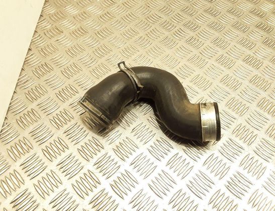 VOLKSWAGEN Golf Plus 1 generation (2004-2009) шланг радиатора интеркулера 32993980