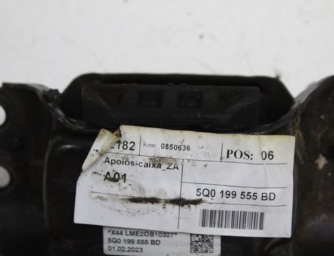 VOLKSWAGEN T-Roc 1 generation (2017-2024) Gearbox Mount 5Q0199555BD 32829553